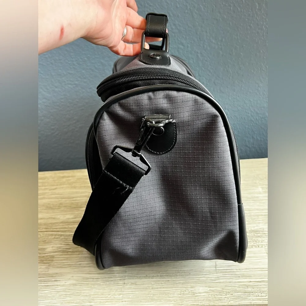 EUC!!! Eddie Bauer Charcoal and Black Carry On Travel Bag